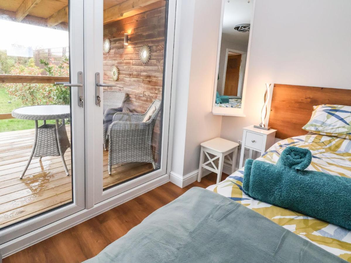 Meols Holiday Lodge Wirral Extérieur photo